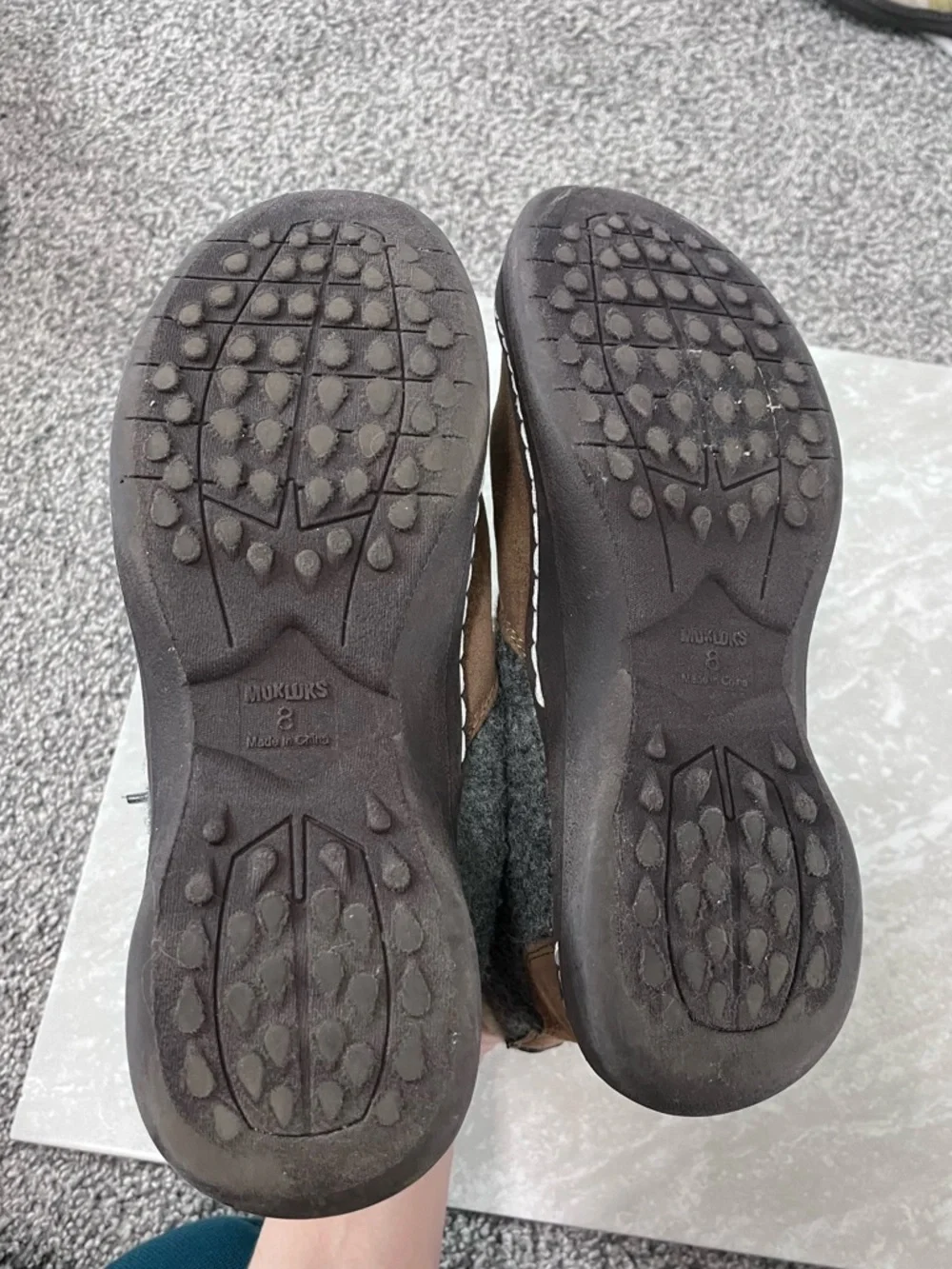 MukLuks Melissa Snow Boots- Size 8